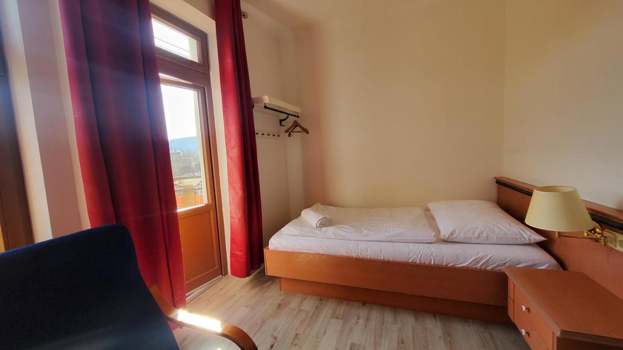 UniqHotel Česky Šternberk Eksteriør bilde
