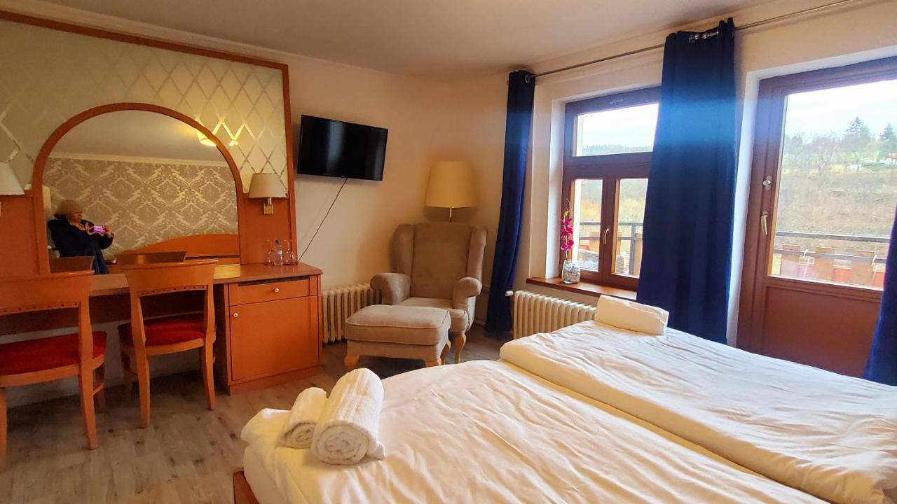 UniqHotel Česky Šternberk Eksteriør bilde